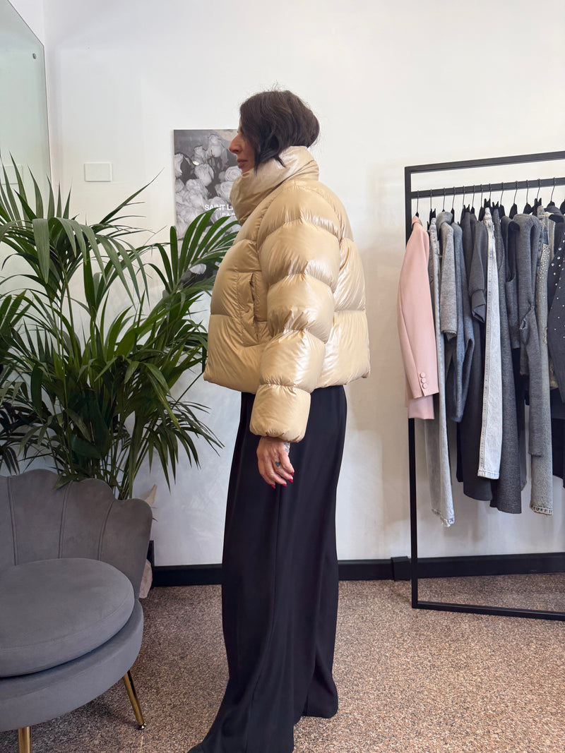 Vicolo Piumino Corto collo Asimmetrico ( 2 varianti)